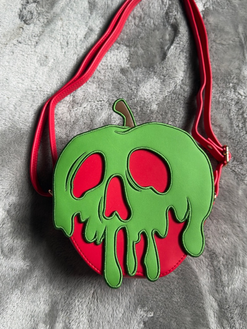 Pandora Red Snow White Disney Pouch